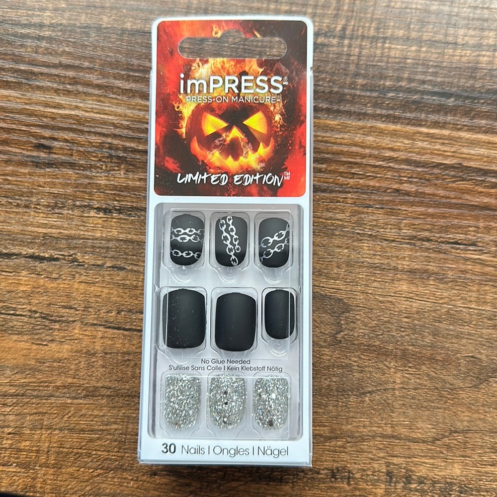Impress Limited Edition press on nails